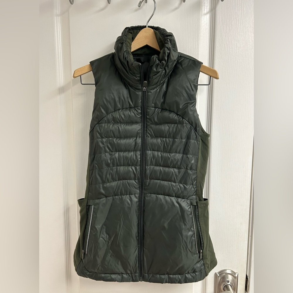 Lululemon Down For a Run II Vest Olive Green Size 6